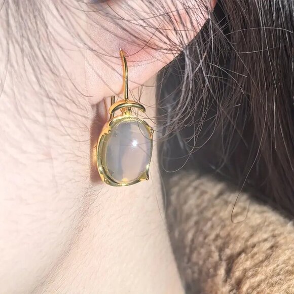 Bohemian Grey  - Imitation Jade Premium Earrings - Picture 4 of 6